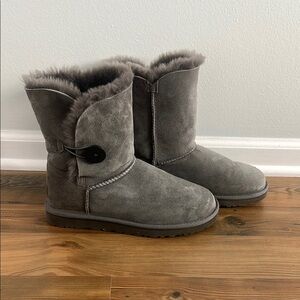 UGG Women’s Bailey Button Grey Suede Boots